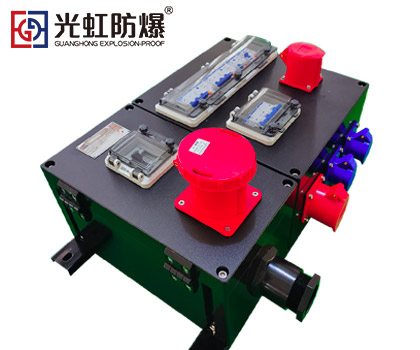 <b>FXX-S防水防塵防腐三防電源檢修插座箱</b>